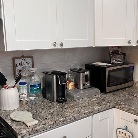 Cozy On The Hill Apartment Wilmington Ngoại thất bức ảnh